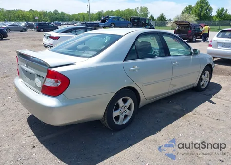 2004 Toyota Camry Se z USA, uszkodzony, nr VIN 4T1BE32K14U806451